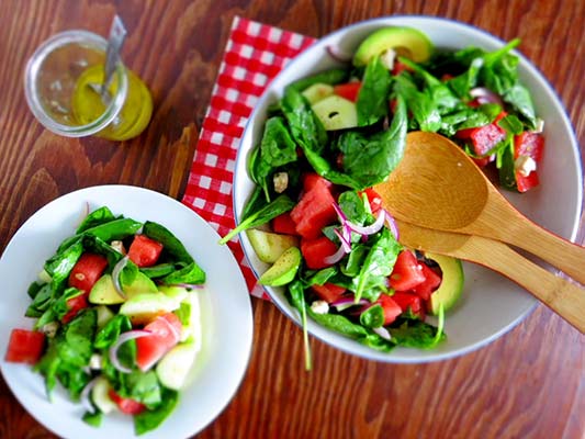 Avokado Salatası